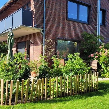 Ferienwohnung Seestern - Haus Seeschwalbe Schillig Exterior photo